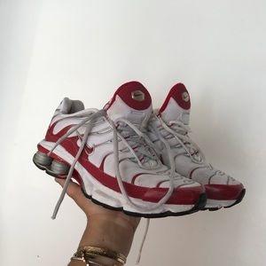 Nike shox red white sneaker size 8